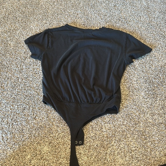 NUUDS everyday t-shirt bodysuit - Picture 3 of 5